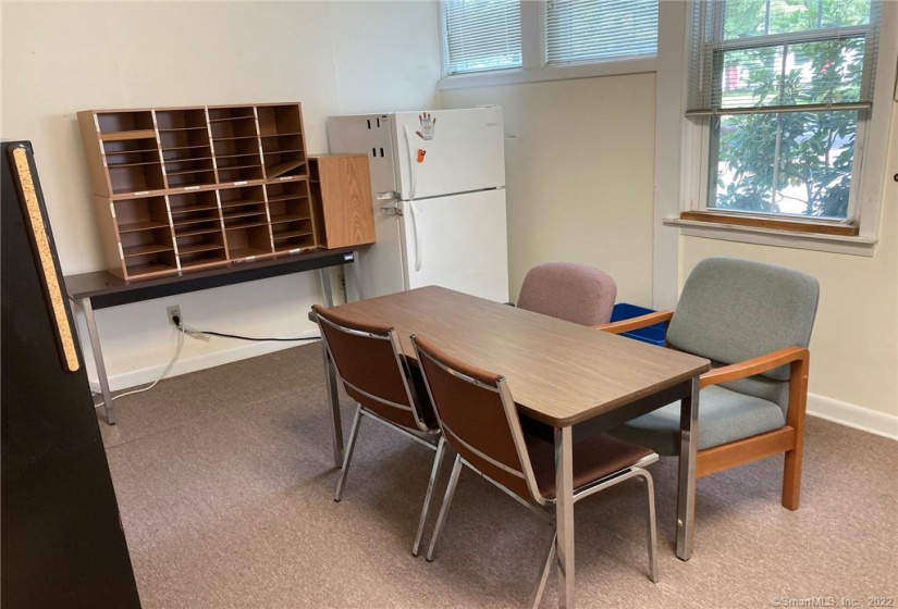 75+75R Granite Street, New London, Connecticut 06320, ,Commercial For Lease,For Sale,Granite,170438504