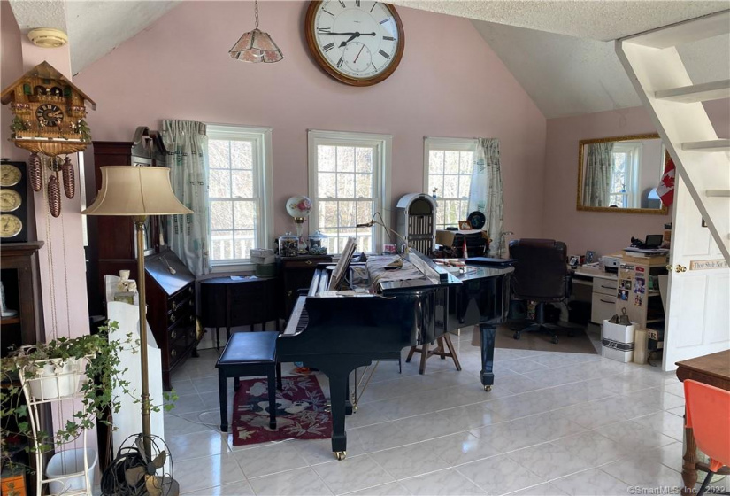 20 Upson Road, Wolcott, Connecticut 06716, 5 Bedrooms Bedrooms, 18 Rooms Rooms,2 BathroomsBathrooms,Single Family For Sale,For Sale,Upson,170472962
