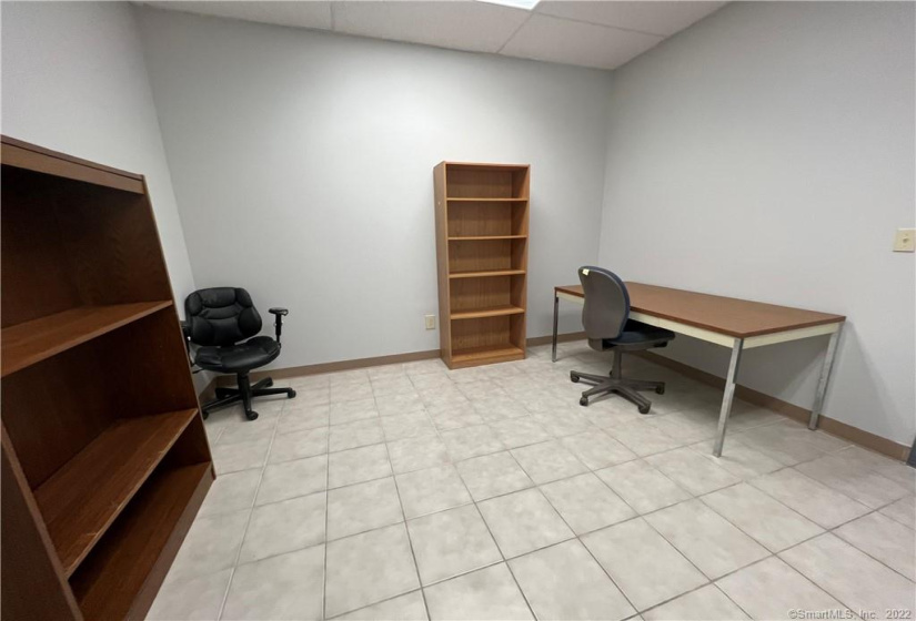 100 Corporate Drive, Trumbull, Connecticut 06611, ,Commercial For Lease,For Sale,Corporate,170536575