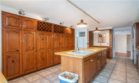 1 Gold Street, Hartford, Connecticut 06103, 2 Bedrooms Bedrooms, 5 Rooms Rooms,3 BathroomsBathrooms,Condo/co-op For Sale,For Sale,Gold,170391417