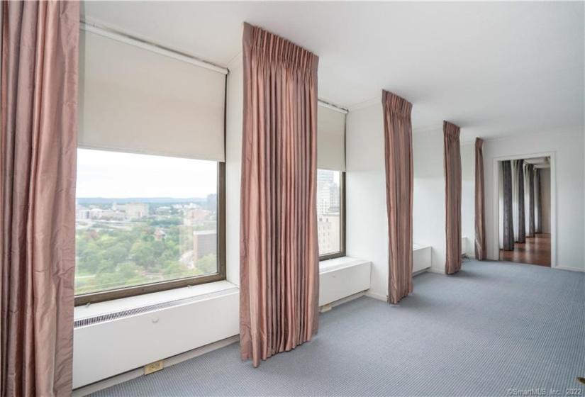1 Gold Street, Hartford, Connecticut 06103, 2 Bedrooms Bedrooms, 5 Rooms Rooms,3 BathroomsBathrooms,Condo/co-op For Sale,For Sale,Gold,170391417