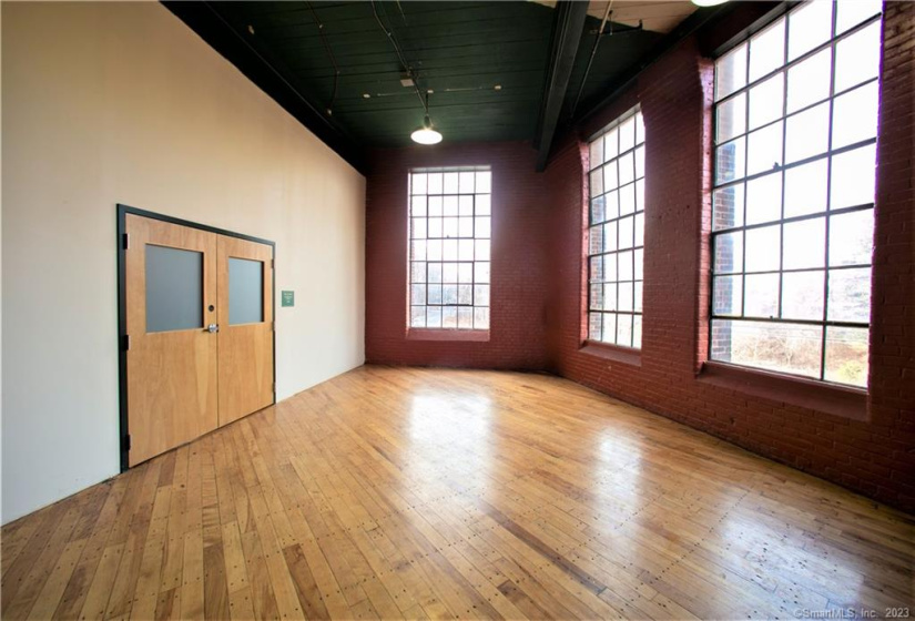 642 Hilliard Street, Manchester, Connecticut 06042, ,Commercial For Lease,For Sale,Hilliard,170523171
