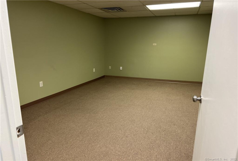 527 Wolcott Street, Waterbury, Connecticut 06705, ,Commercial For Lease,For Sale,Wolcott,170538487