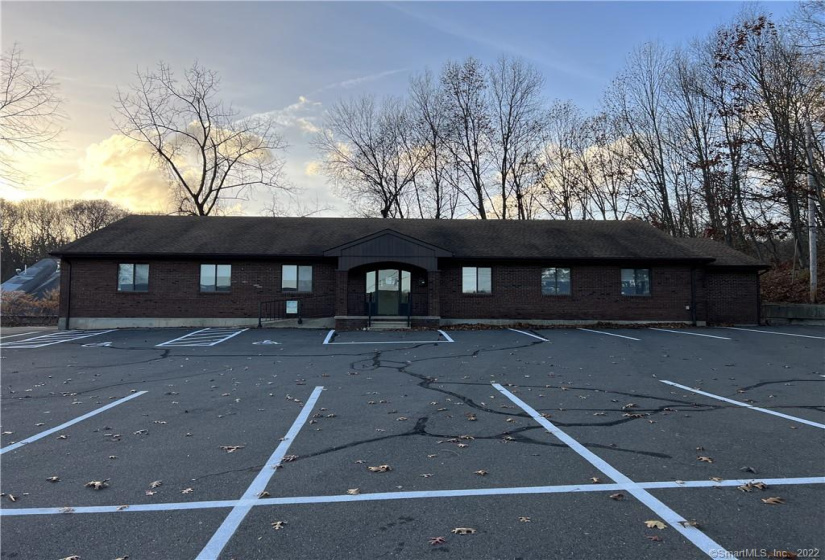 527 Wolcott Street, Waterbury, Connecticut 06705, ,Commercial For Lease,For Sale,Wolcott,170538487