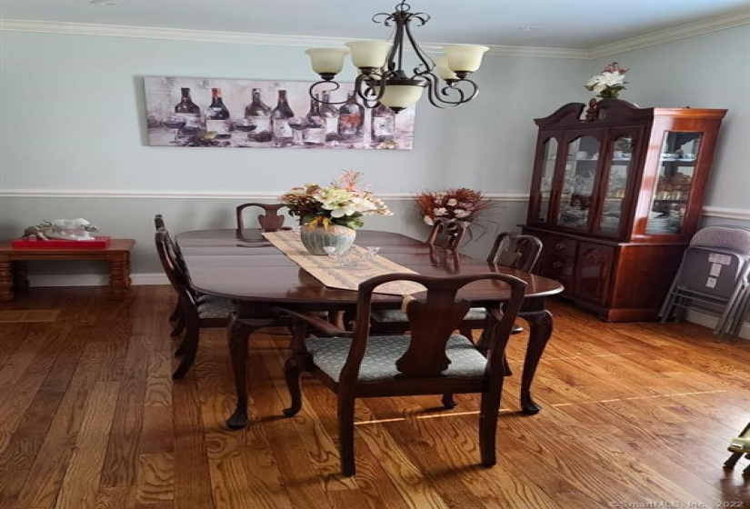 87 Stephen Street, Stamford, Connecticut 06902, 6 Bedrooms Bedrooms, 9 Rooms Rooms,4 BathroomsBathrooms,Single Family For Sale,For Sale,Stephen,170373265