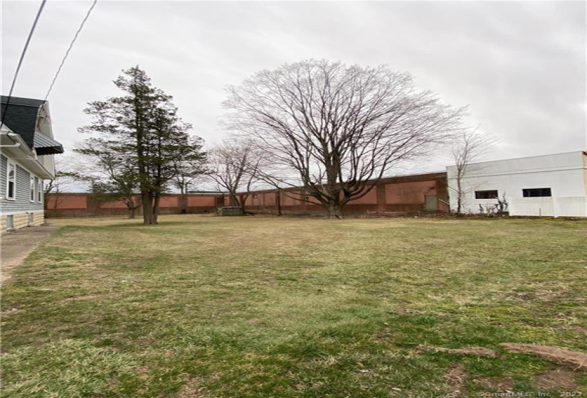 1701 Dixwell Avenue, Hamden, Connecticut 06514, 3 Bedrooms Bedrooms, 7 Rooms Rooms,1 BathroomBathrooms,Single Family For Sale,For Sale,Dixwell,170558825