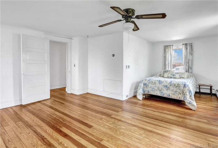 52 Jefferson Street, Stratford, Connecticut 06615, 4 Bedrooms Bedrooms, 7 Rooms Rooms,2 BathroomsBathrooms,Single Family For Sale,For Sale,Jefferson,170569794