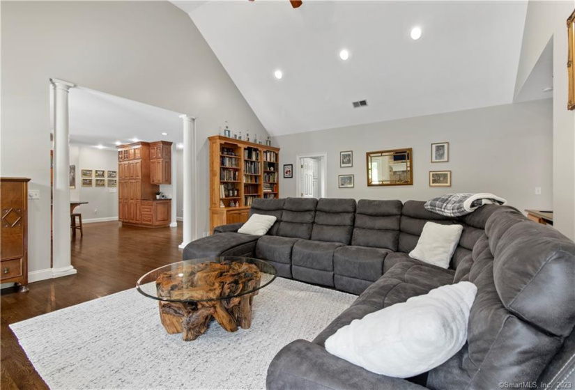 76 French Mountain Road, Watertown, Connecticut 06795, 7 Bedrooms Bedrooms, 15 Rooms Rooms,6 BathroomsBathrooms,Single Family For Sale,For Sale,French Mountain,170572700