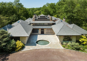 103 Lake Drive, Stamford, Connecticut 06903, 5 Bedrooms Bedrooms, 14 Rooms Rooms,5 BathroomsBathrooms,Single Family For Sale,For Sale,Lake,170464028