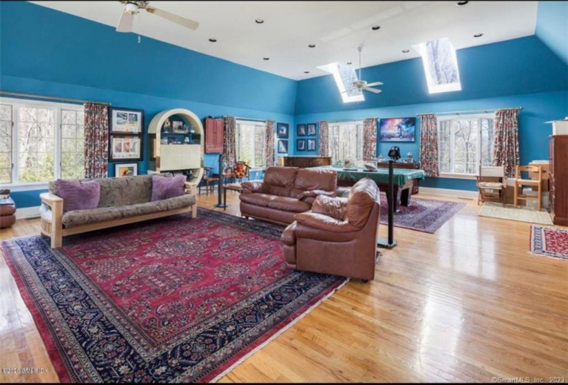 3 Gaston Farm Road, Greenwich, Connecticut 06831, 6 Bedrooms Bedrooms, 13 Rooms Rooms,5 BathroomsBathrooms,Single Family For Sale,For Sale,Gaston Farm,170452617