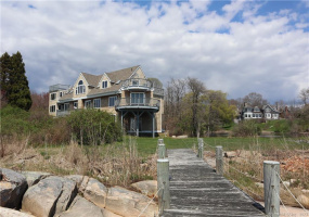 54 Shore Road, Waterford, Connecticut 06385, 3 Bedrooms Bedrooms, 12 Rooms Rooms,4 BathroomsBathrooms,Residential Rental,For Sale,Shore,170571107