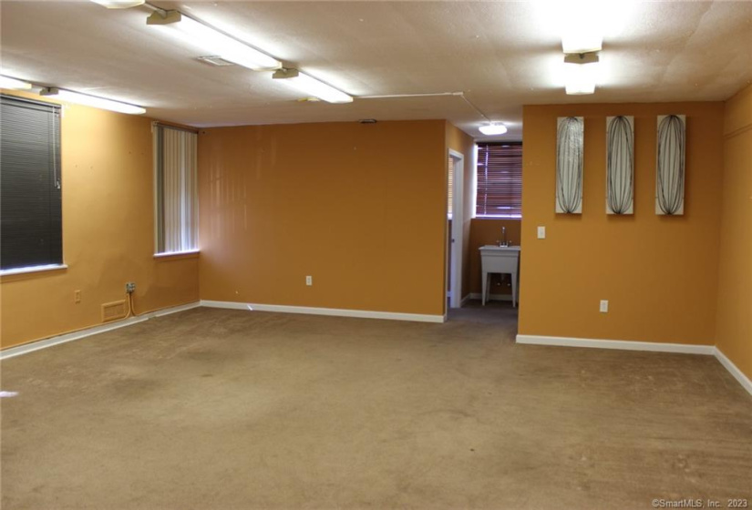 59 Amity Road, New Haven, Connecticut 06515, ,Commercial For Lease,For Sale,Amity,170475334
