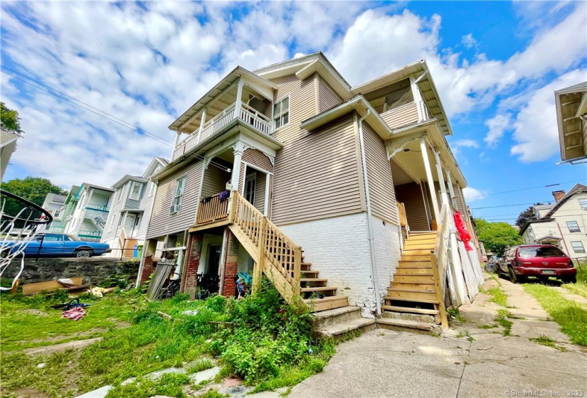 9 2nd Avenue, Waterbury, Connecticut 06710, ,Multi-family For Sale,For Sale,2nd,170581184