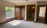 787 Farmington Avenue, West Hartford, Connecticut 06119, 2 Bedrooms Bedrooms, 4 Rooms Rooms,2 BathroomsBathrooms,Residential Rental,For Sale,Farmington,170581180