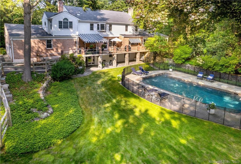207 Lost District Drive, New Canaan, Connecticut 06840, 5 Bedrooms Bedrooms, 10 Rooms Rooms,4 BathroomsBathrooms,Single Family For Sale,For Sale,Lost District,170579509