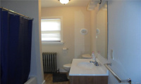 39 Helen Street, Hamden, Connecticut 06514, 3 Bedrooms Bedrooms, 6 Rooms Rooms,2 BathroomsBathrooms,Single Family For Sale,For Sale,Helen,170578378