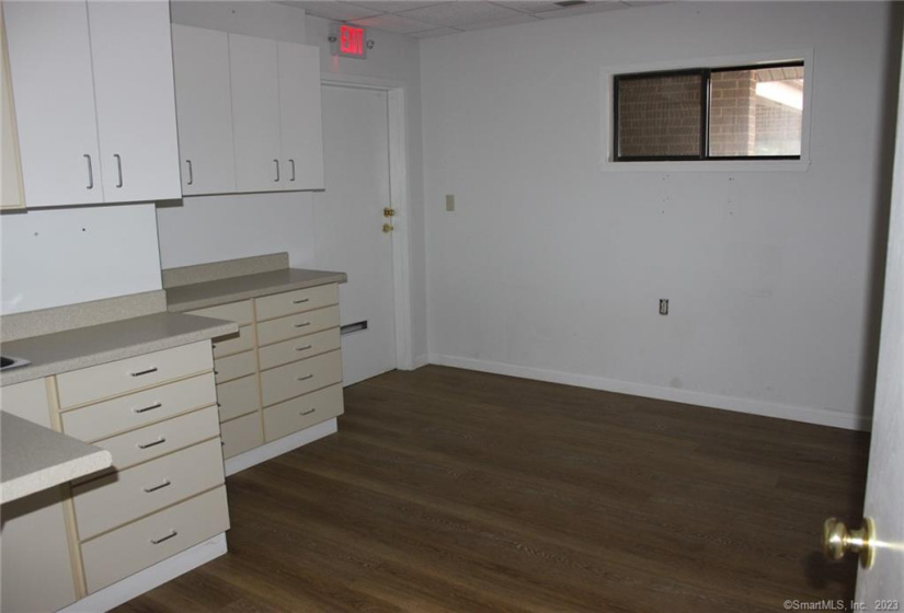 2447 Whitney Avenue, Hamden, Connecticut 06518, ,Commercial For Lease,For Sale,Whitney,170584322