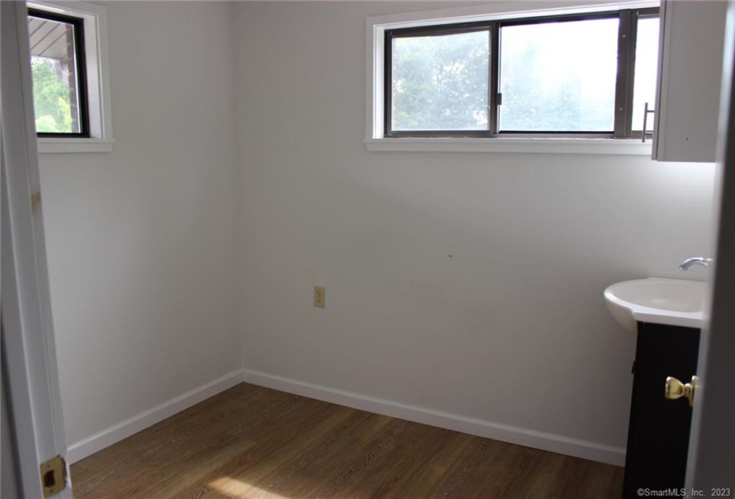 2447 Whitney Avenue, Hamden, Connecticut 06518, ,Commercial For Lease,For Sale,Whitney,170584322