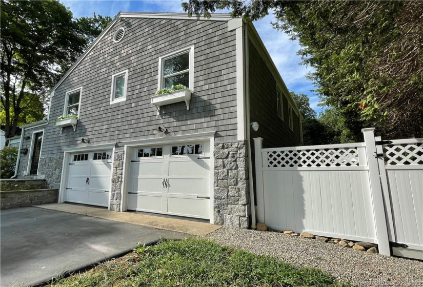 88 Main Street, Essex, Connecticut 06426, 3 Bedrooms Bedrooms, 7 Rooms Rooms,3 BathroomsBathrooms,Single Family For Sale,For Sale,Main,170583743