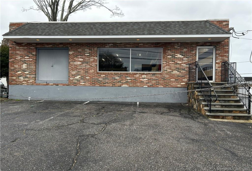 318 Strawberry Hill Avenue, Norwalk, Connecticut 06851, ,Commercial For Lease,For Sale,Strawberry Hill,170584164