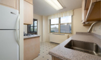 1 Strawberry Hill Court, Stamford, Connecticut 06902, 2 Bedrooms Bedrooms, 4 Rooms Rooms,2 BathroomsBathrooms,Condo/co-op For Sale,For Sale,Strawberry Hill,170562928