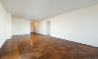 1 Strawberry Hill Court, Stamford, Connecticut 06902, 2 Bedrooms Bedrooms, 4 Rooms Rooms,2 BathroomsBathrooms,Condo/co-op For Sale,For Sale,Strawberry Hill,170562928