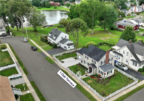 1 Oak Terrace, Stratford, Connecticut 06614, 3 Bedrooms Bedrooms, 7 Rooms Rooms,2 BathroomsBathrooms,Single Family For Sale,For Sale,Oak,170598490