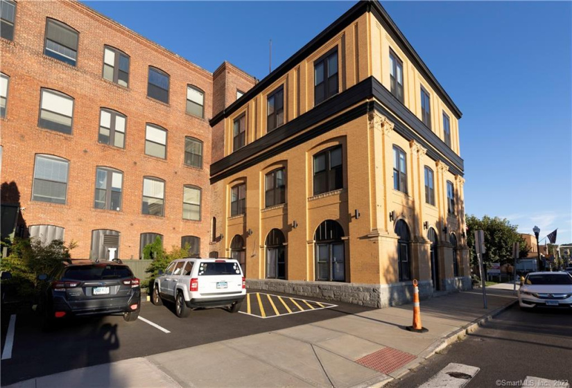 153 Main Street, Ansonia, Connecticut 06401, ,Commercial For Lease,For Sale,Main,170598594