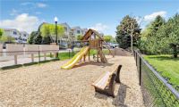 401 Woodland Hills Drive, Trumbull, Connecticut 06611, 2 Bedrooms Bedrooms, 6 Rooms Rooms,2 BathroomsBathrooms,Condo/co-op For Sale,For Sale,Woodland Hills,170598834