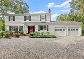 7 Great Pond Lane, Redding, Connecticut 06896, 4 Bedrooms Bedrooms, 10 Rooms Rooms,2 BathroomsBathrooms,Single Family For Sale,For Sale,Great Pond,170599125