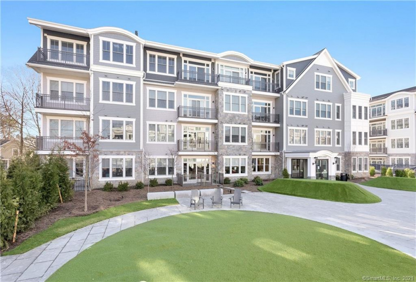 180 Park Street, New Canaan, Connecticut 06840, 2 Bedrooms Bedrooms, 4 Rooms Rooms,2 BathroomsBathrooms,Condo/co-op For Sale,For Sale,Park,170357530