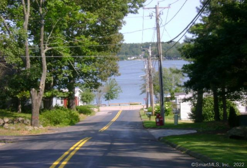 510 Highland Terrace, East Hampton, Connecticut 06424, 4 Bedrooms Bedrooms, 8 Rooms Rooms,2 BathroomsBathrooms,Single Family For Sale,For Sale,Highland,170372447