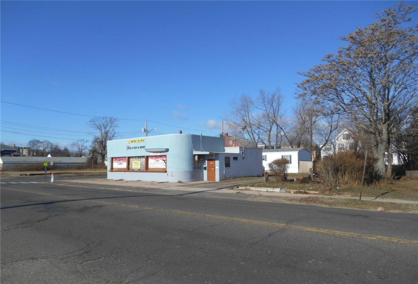 267 BEACH Street, West Haven, Connecticut 06516, ,Commercial For Sale,For Sale,BEACH,N10105840