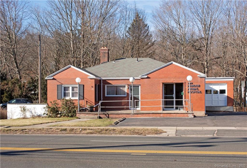 2612 Whitney Avenue, Hamden, Connecticut 06518, ,Commercial For Sale,For Sale,Whitney,170459044