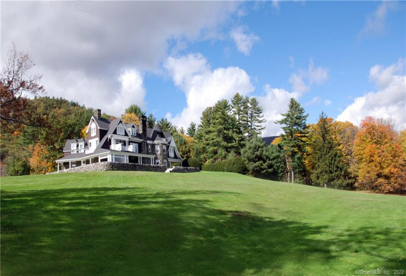 2080 Undermountain Road, Sheffield, Massachusetts 01257, 11 Bedrooms Bedrooms, 18 Rooms Rooms,5 BathroomsBathrooms,Single Family For Sale,For Sale,Undermountain,170459495