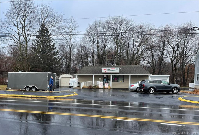 282 East Street, Plainville, Connecticut 06062, ,Commercial For Sale,For Sale,East,170459502
