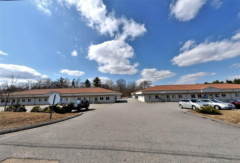 15 Lakewood Drive, Montville, Connecticut 06370, ,Commercial For Lease,For Sale,Lakewood,E264434